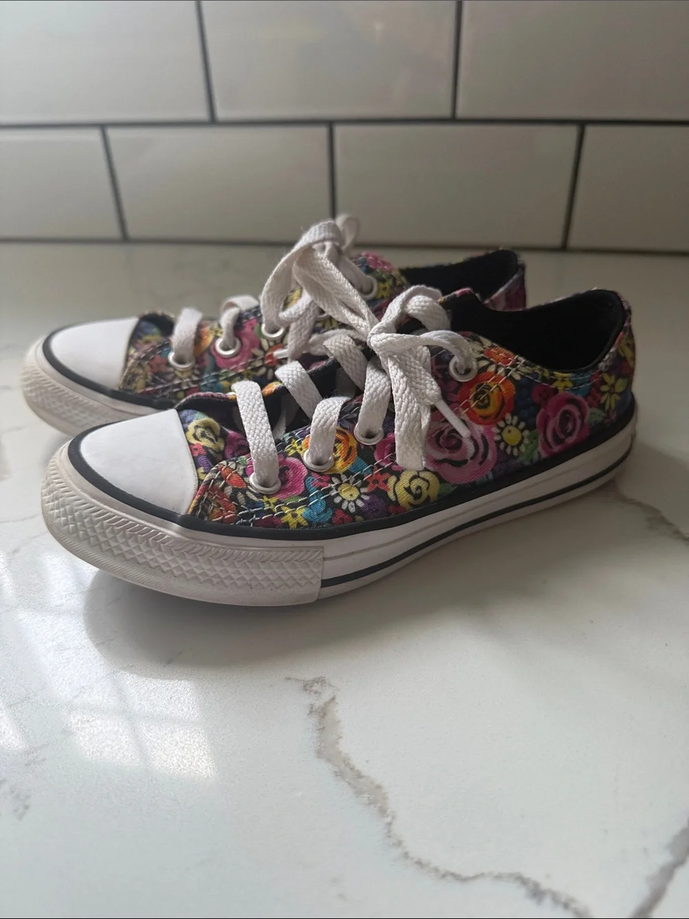 Kids Floral Converse- size 12